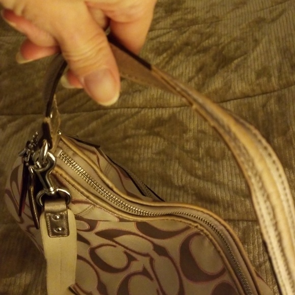 💖 Coach Handbag 👜 - Picture 4 of 7